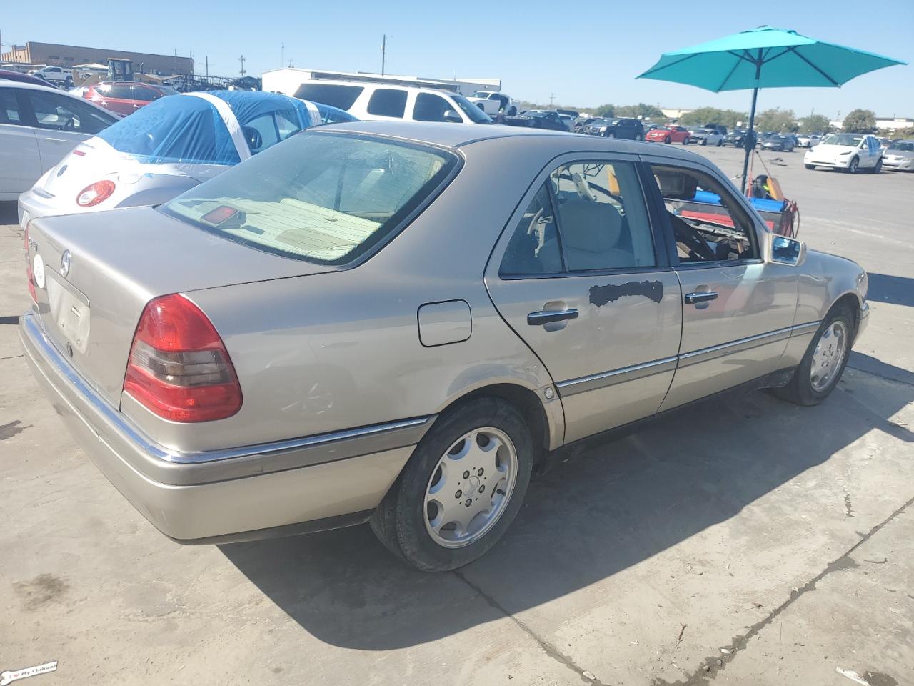 Image 3 of 1994 MERCEDES-BENZ C 280 1994 with VIN WDBHA28E2RF107815