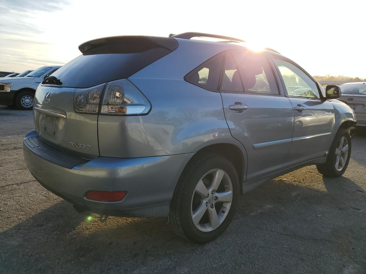 Obraz 3 z 2004 LEXUS RX 330 2004 z VIN JTJGA31U540033402