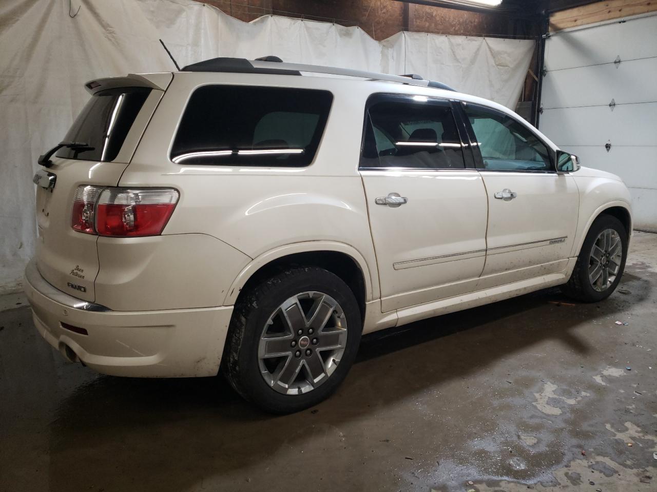 Изображение 3 Gmc Acadia Denali 2011 с VIN 1GKKVTED8BJ392069