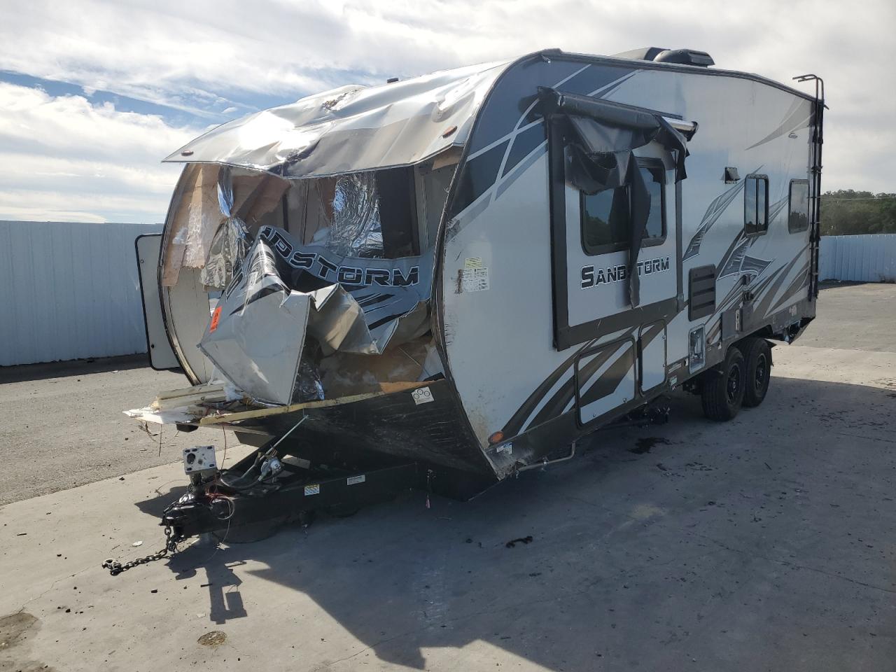Image 2 of 2022 SAND TRAILER 2022 with VIN 4X4TSCA20NE011903