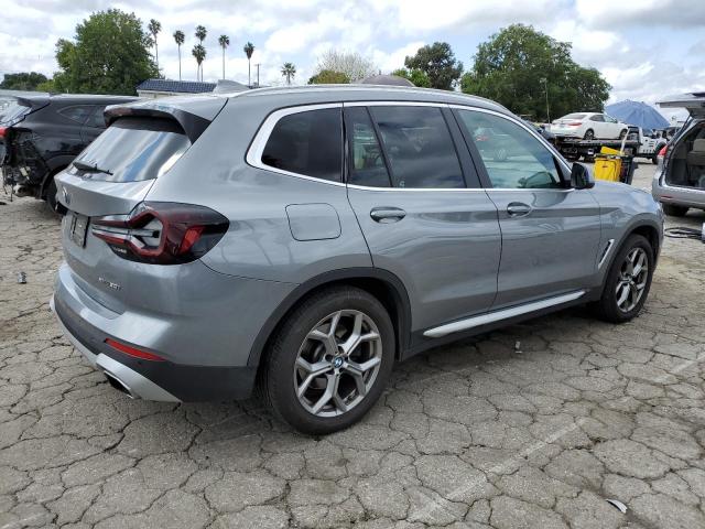 Obraz 3 z 2023 BMW X3 XDRIVE30I 2023 z VIN 5UX53DP05P9S17512