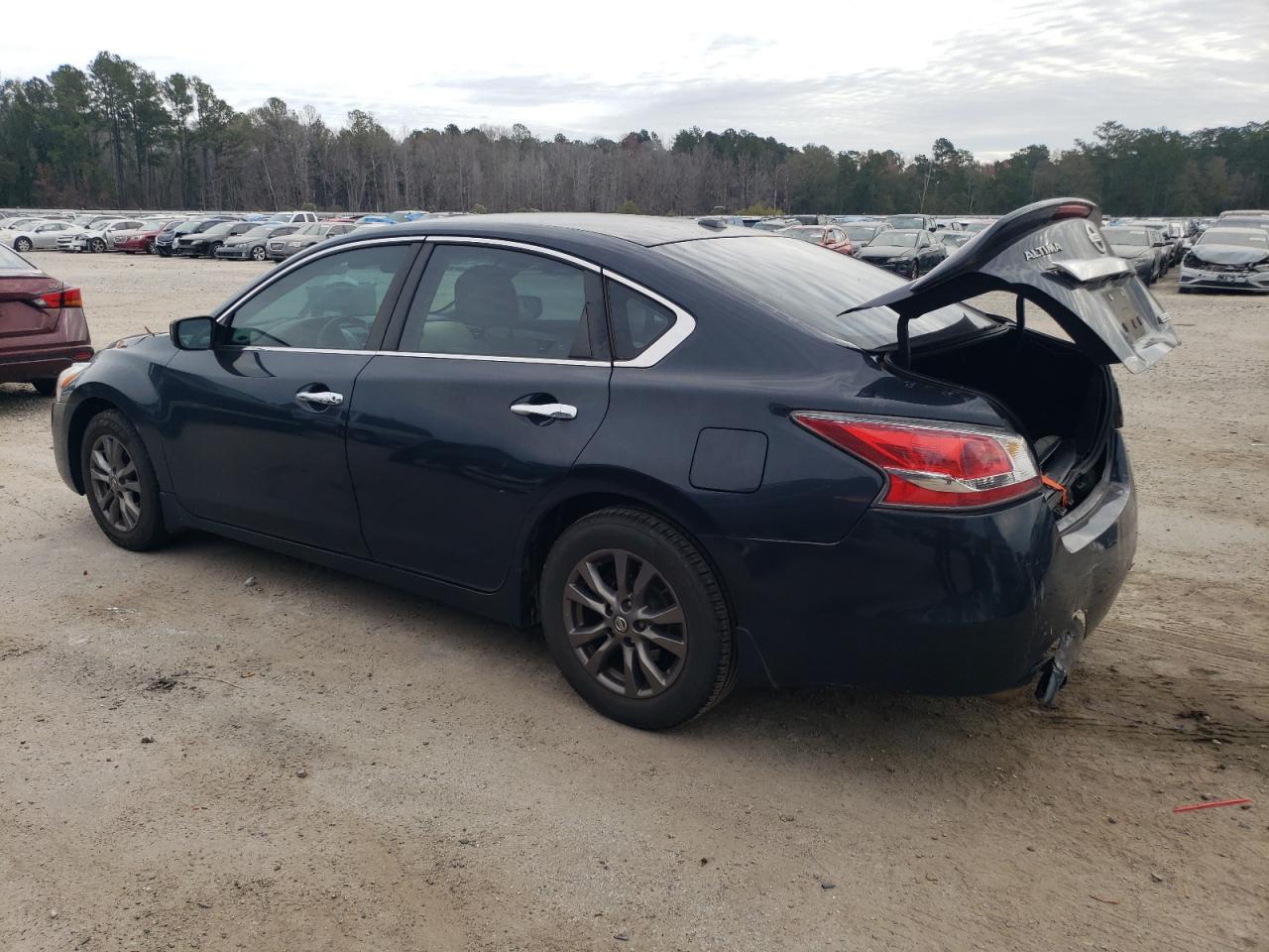 Obraz 2 z 2015 NISSAN ALTIMA 2.5 2015 z VIN 1N4AL3AP8FC587862