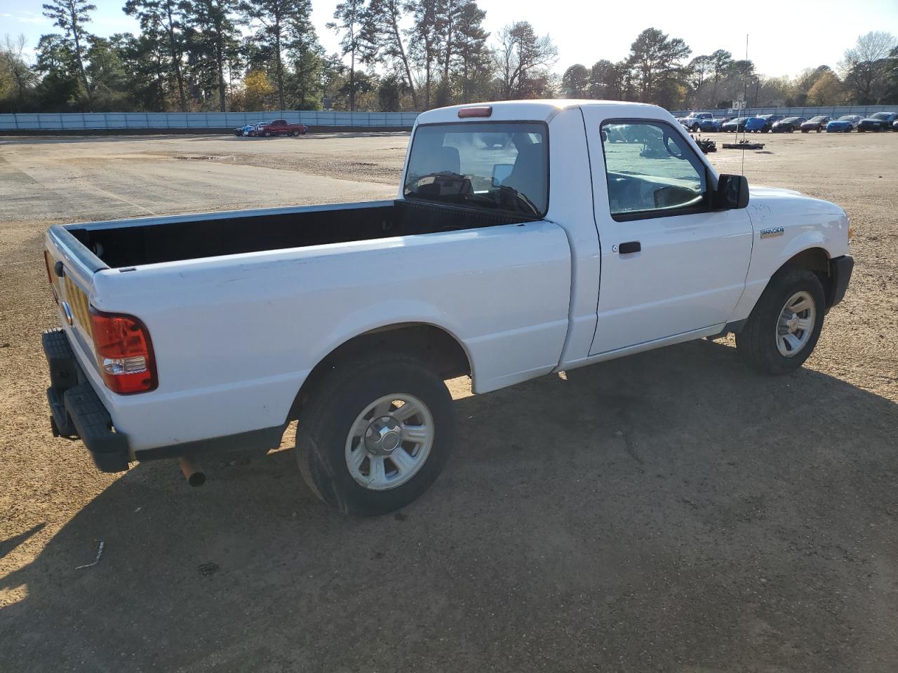 Image 3 of 2009 FORD RANGER  2009 with VIN 1FTYR10D29PA53188