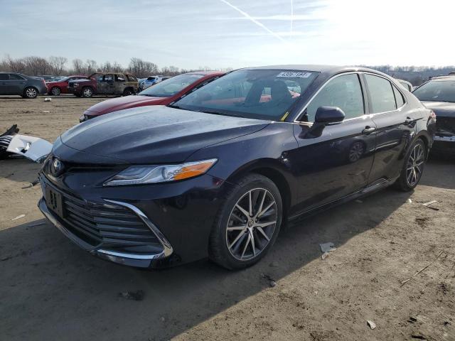 Image 1 of 2022 TOYOTA CAMRY XLE 2022 with VIN 4T1F31AK3NU575339