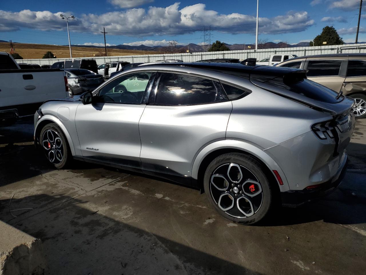 Obraz 2 z 2021 FORD MUSTANG MACH-E GT 2021 z VIN 3FMTK4SE8MME03536