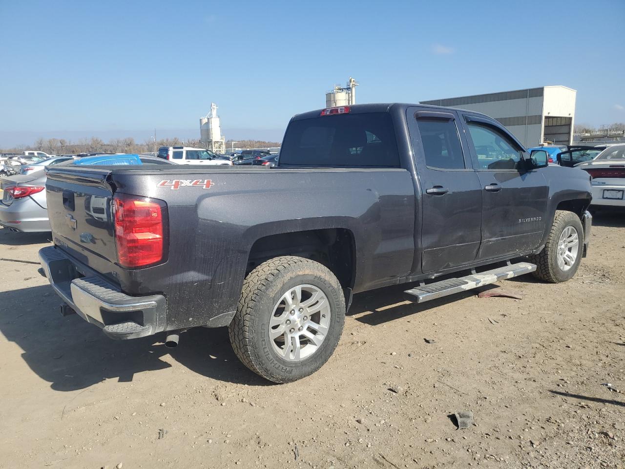 Obraz 3 z 2016 CHEVROLET SILVERADO K1500 LT 2016 z VIN 1GCVKREC2GZ267346