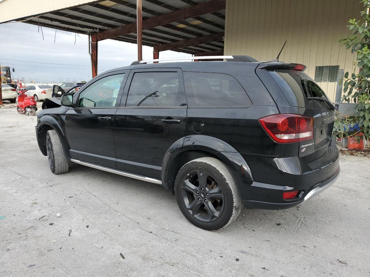 Obraz 2 z 2018 DODGE JOURNEY CROSSROAD 2018 z VIN 3C4PDDGG6JT430858