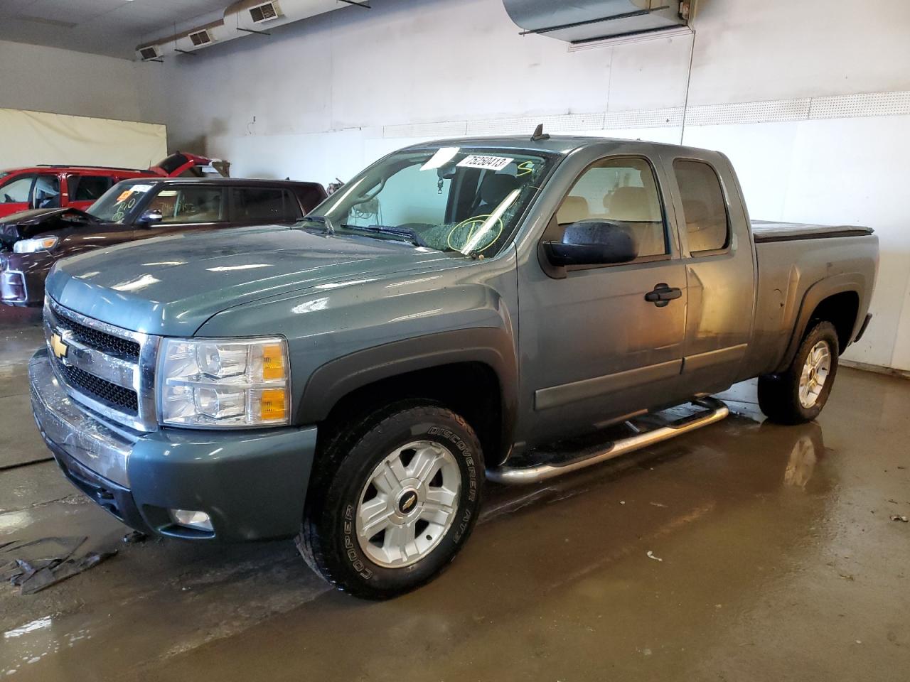 Image 1 of 2007 CHEVROLET SILVERADO K1500 2007 with VIN 2GCEK19J271714034