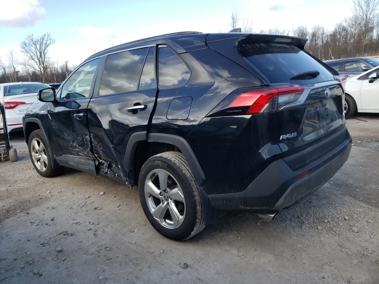 Obraz 2 z 2021 TOYOTA RAV4 LIMITED 2021 z VIN 4T3D6RFV5MU046917