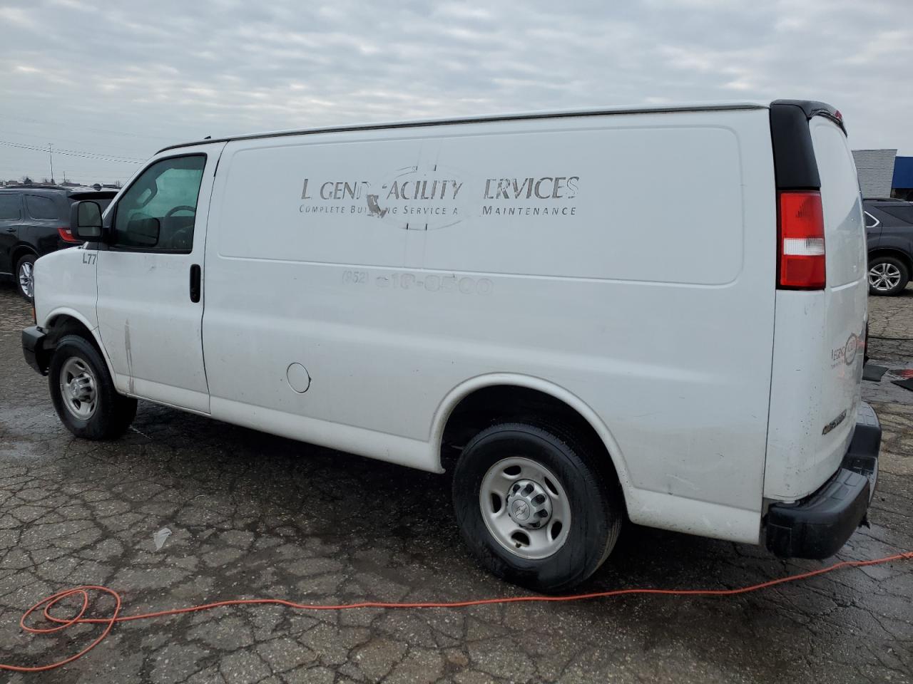 Image 2 of 2019 CHEVROLET EXPRESS G2500  2019 with VIN 1GCWGAFB8K1192303