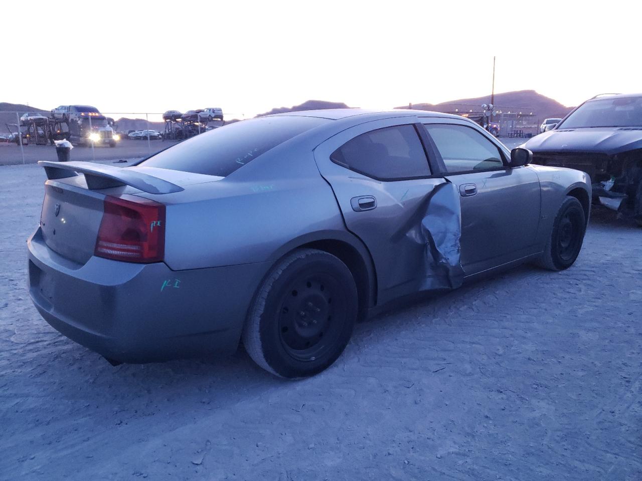 Изображение 3 2006 DODGE CHARGER SE 2006 с VIN 2B3KA43G66H302727