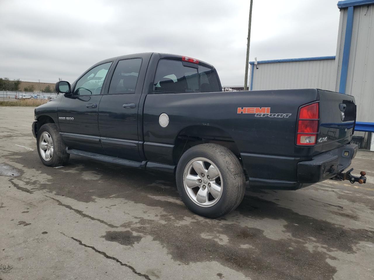 Изображение 2 2005 DODGE RAM 1500 ST 2005 с VIN 1D7HU18D15J531686