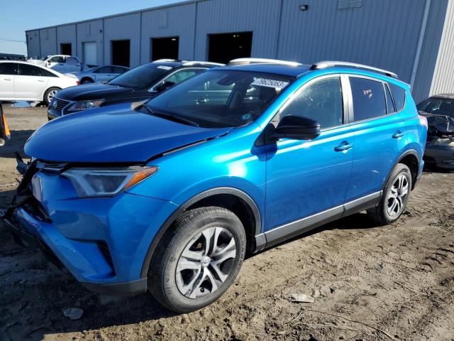 Image 1 of 2018 TOYOTA RAV4 LE 2018 with VIN JTMZFREV8JJ176224