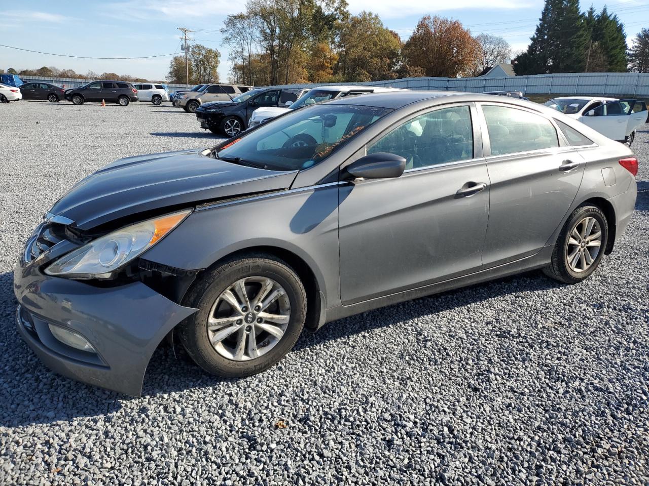 2013 HYUNDAI SONATA GLS 2013 image