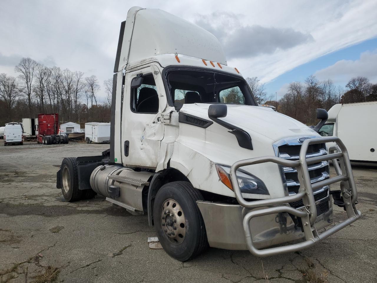 Изображение 1 2023 FREIGHTLINER CASCADIA 116  2023 с VIN 3AKBHTDV0PDUP1973