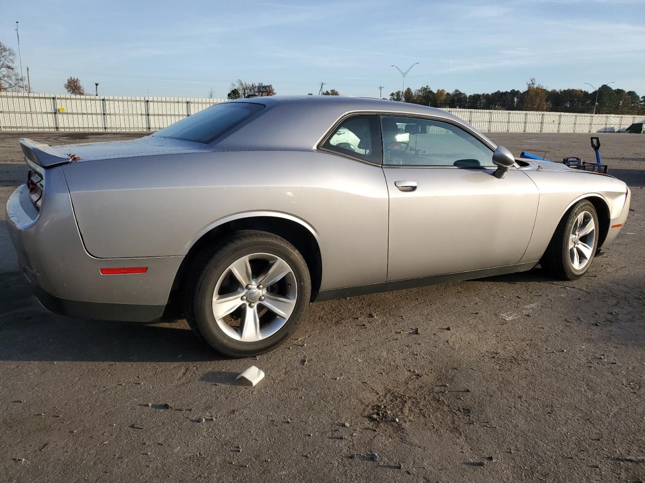 Изображение 3 2018 DODGE CHALLENGER SXT 2018 с VIN 2C3CDZAGXJH317786