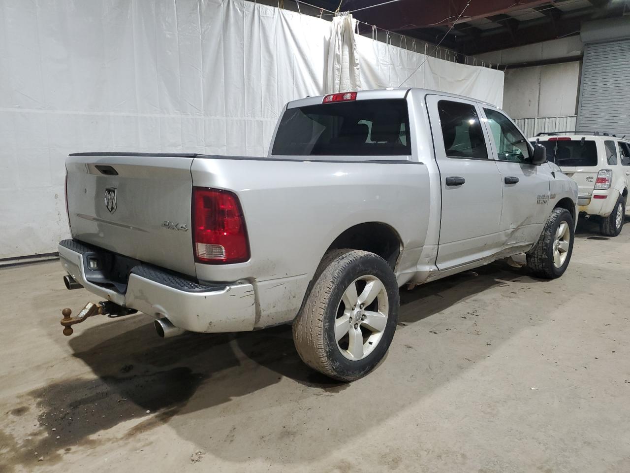 Изображение 3 2014 RAM 1500 ST 2014 с VIN 1C6RR7KT0ES400740