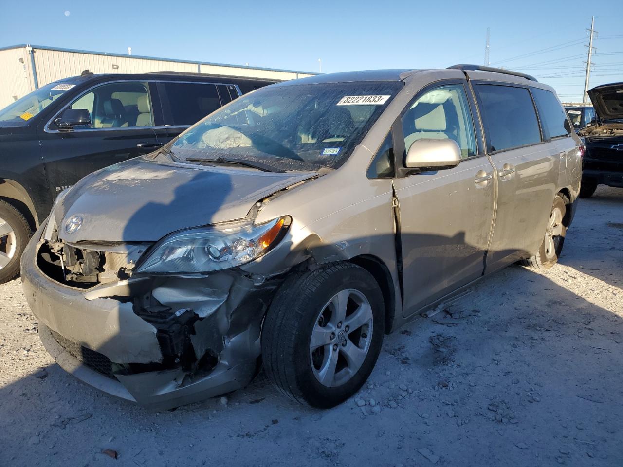 Изображение 1 2016 TOYOTA SIENNA LE 2016 с VIN 5TDKK3DC9GS736967