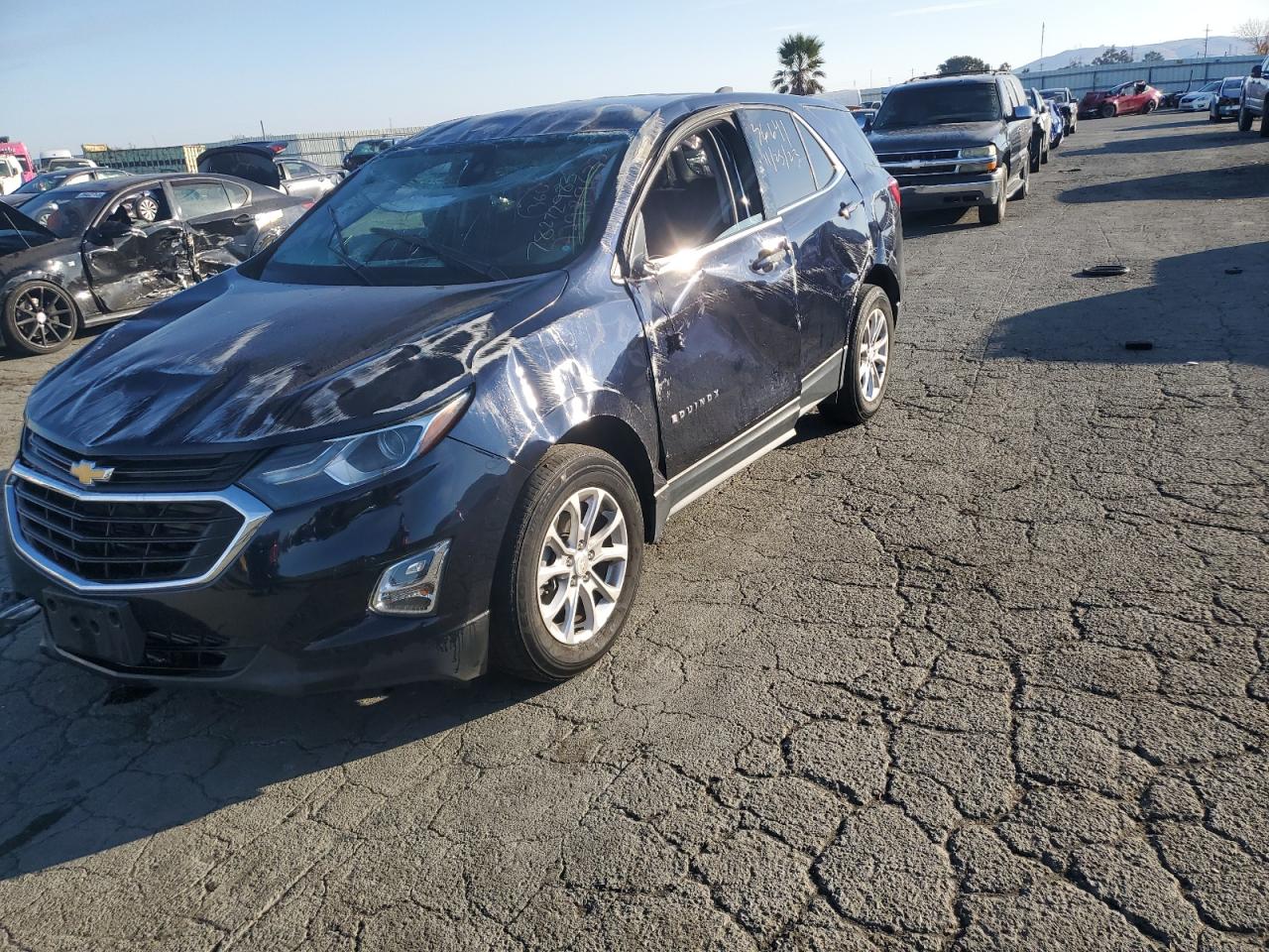 Image 1 of 2020 CHEVROLET EQUINOX LT 2020 with VIN 3GNAXUEV7LS511477