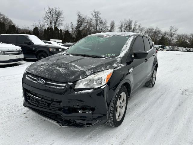 Image 2 of 2015 FORD ESCAPE SE 2015 with VIN 1FMCU0G7XFUC54350