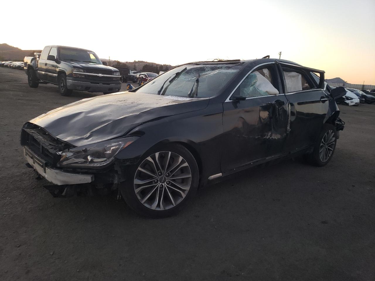Obraz 1 z 2016 HYUNDAI GENESIS 3.8L 2016 z VIN KMHGN4JE1GU138887