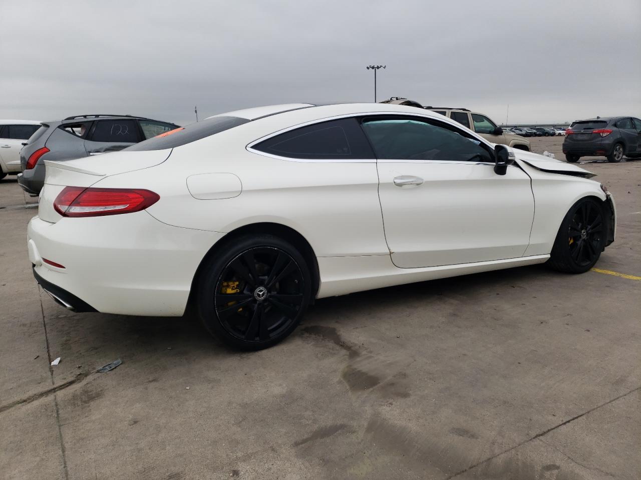 Obraz 3 z 2017 MERCEDES-BENZ C 300 2017 z VIN WDDWJ4JB8HF513977