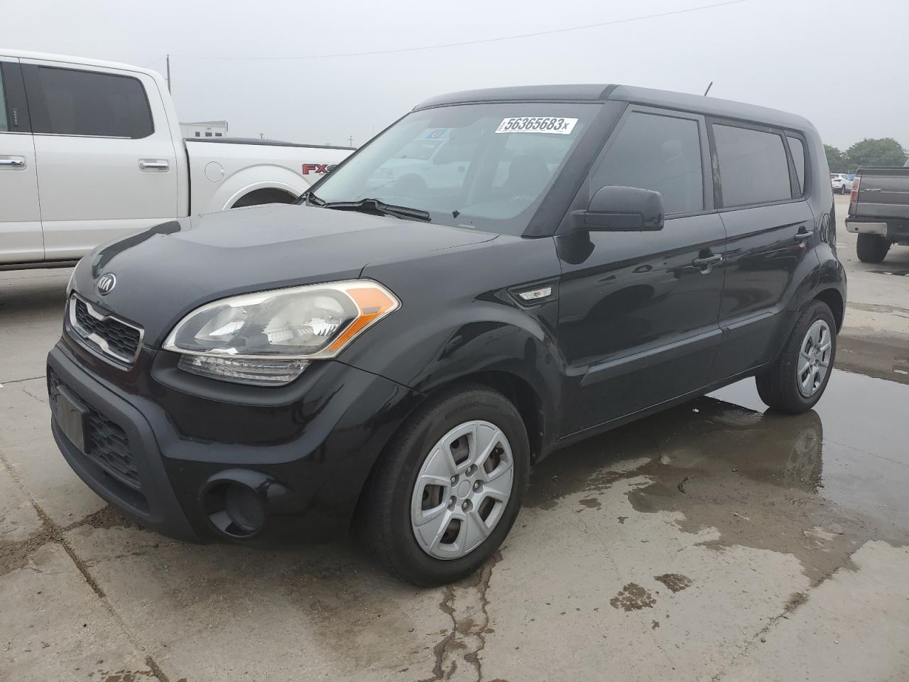 Obraz 1 z 2013 KIA SOUL  2013 z VIN KNDJT2A50D7613234