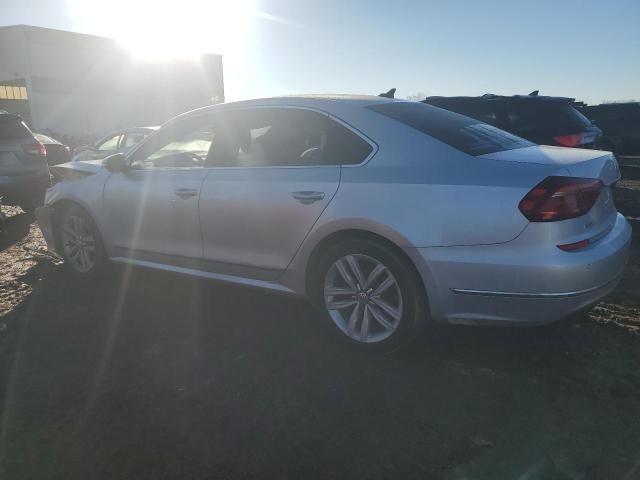 Image 2 of 2017 VOLKSWAGEN PASSAT SE 2017 with VIN 1VWGT7A34HC005779