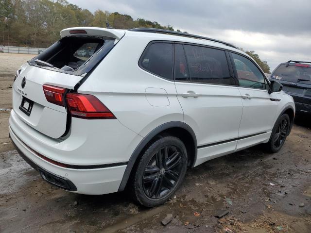 Image 3 of 2022 VOLKSWAGEN TIGUAN SE R-LINE BLACK 2022 with VIN 3VVCB7AX8NM044054