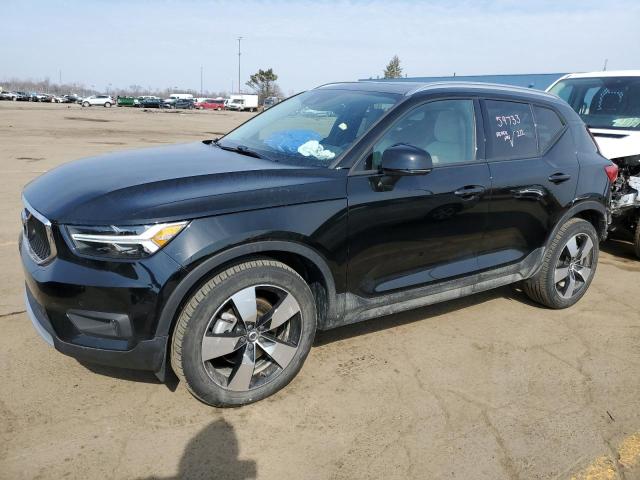 Изображение 2021 VOLVO XC40 T5 MOMENTUM 2021