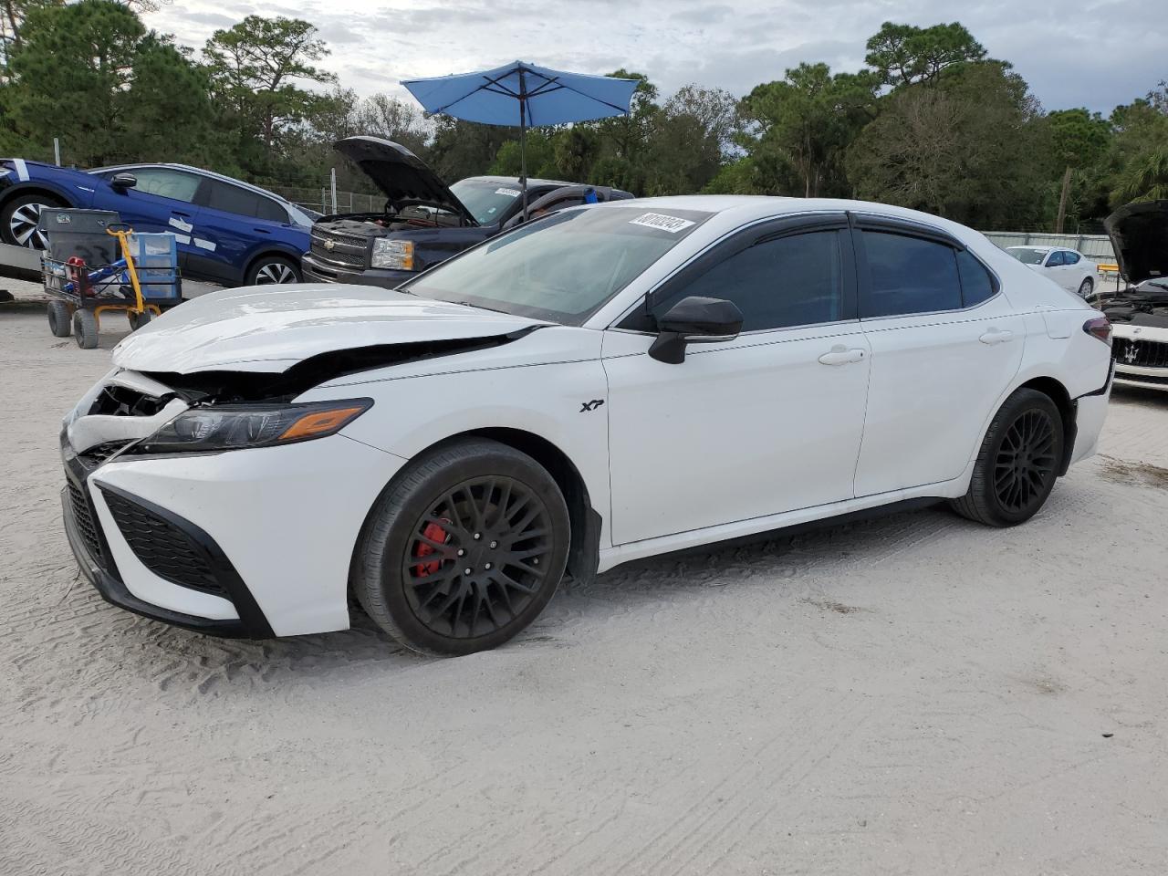 Изображение 1 2023 TOYOTA CAMRY SE NIGHT SHADE 2023 с VIN 4T1G11AK4PU795585