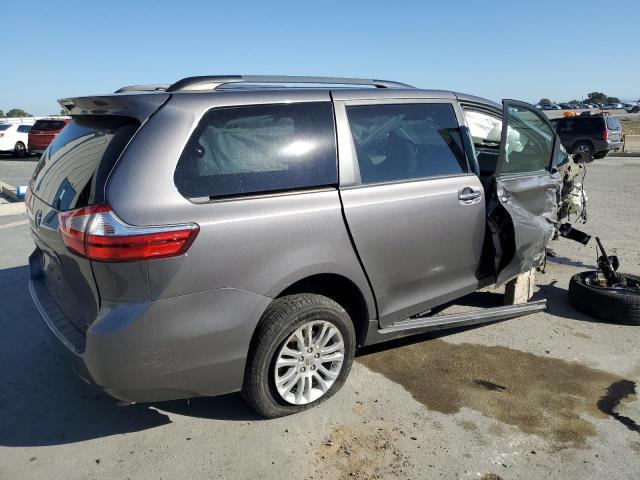 Obraz 3 z 2016 TOYOTA SIENNA XLE 2016 z VIN 5TDYK3DC9GS715014