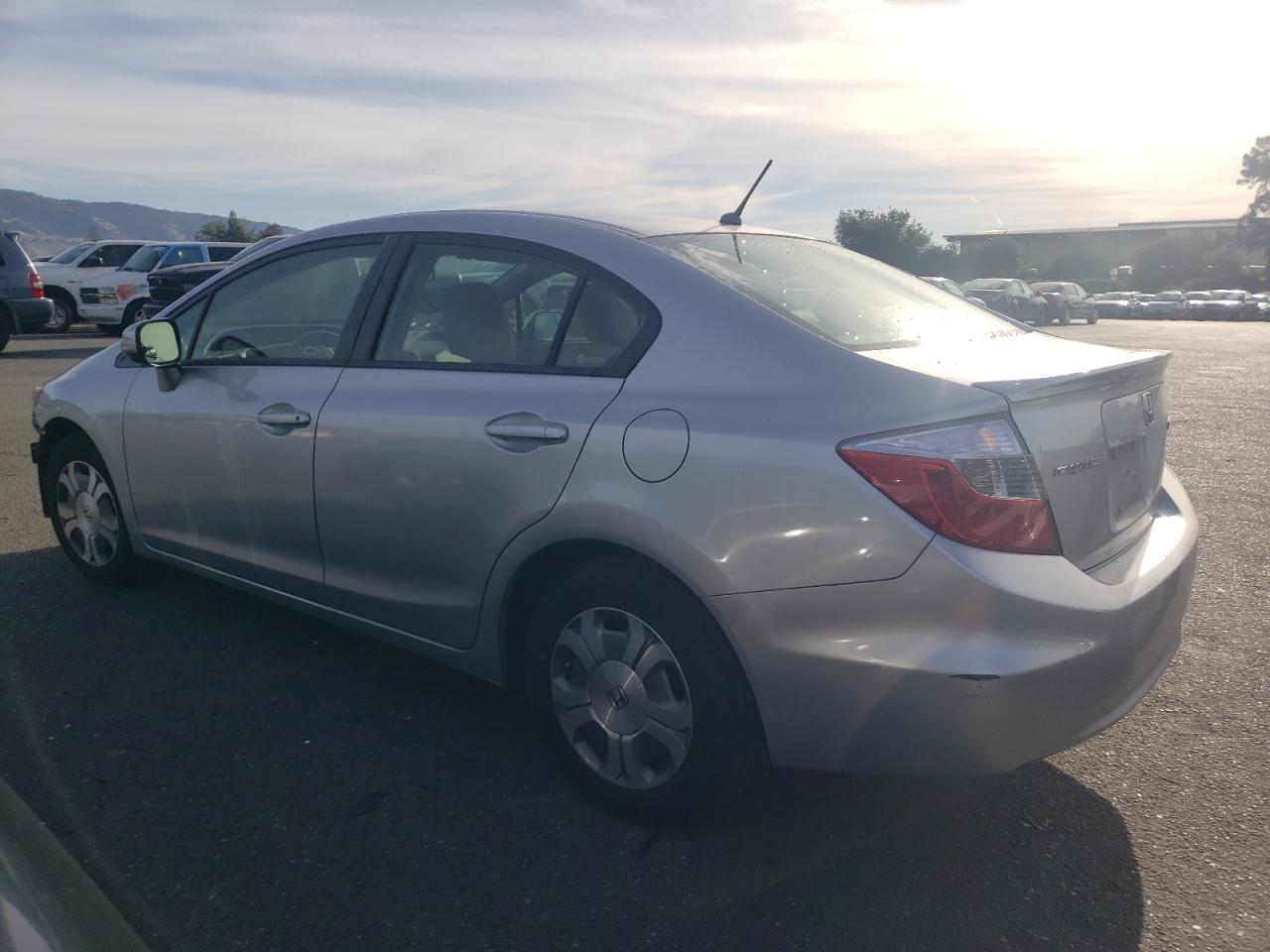 Obraz 2 z 2012 HONDA CIVIC HYBRID L 2012 z VIN JHMFB4F33CS009912