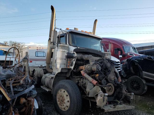 Image 1 of 1999 KENWORTH CONSTRUCTION T800 1999 with VIN 1XKDPB0X2XR834710