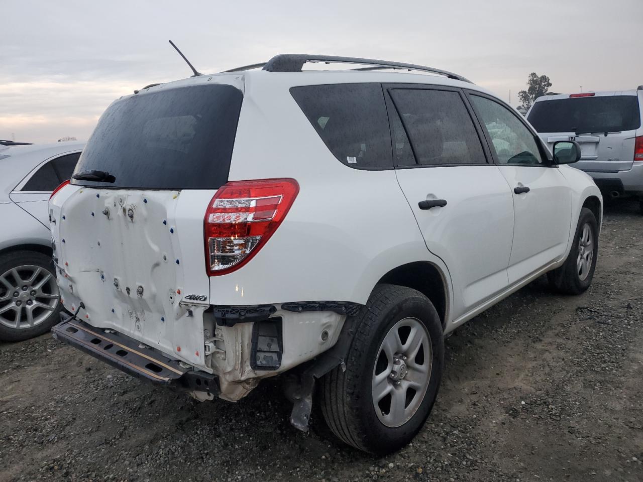 Obraz 3 z 2012 TOYOTA RAV4  2012 z VIN 2T3BF4DV0CW187809
