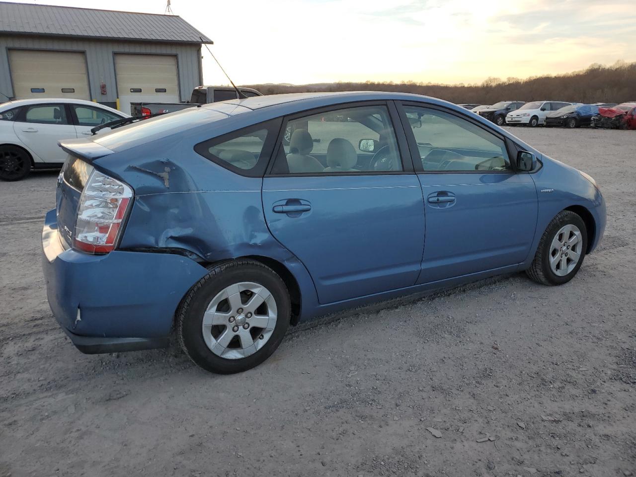 Image 3 of 2007 TOYOTA PRIUS  2007 with VIN JTDKB20U877677820
