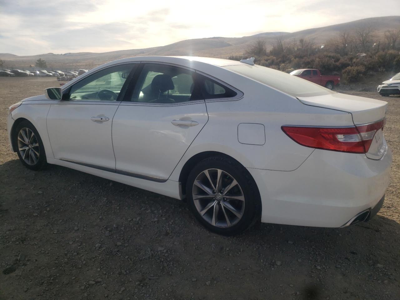 Image 2 of 2015 HYUNDAI AZERA  2015 with VIN KMHFG4JG8FA472213