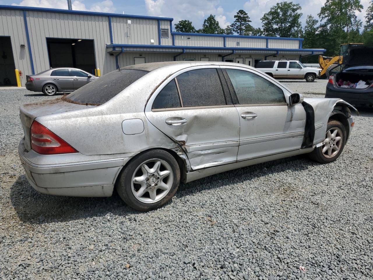 Изображение 3 2002 MERCEDES-BENZ C 240 2002 с VIN WDBRF61J92E003421