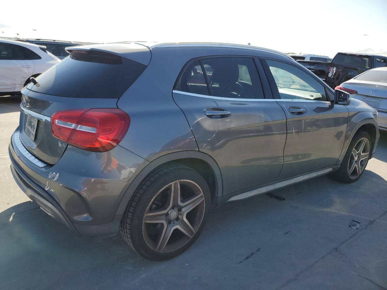 Image 3 of 2016 MERCEDES-BENZ GLA 250 2016 with VIN WDCTG4EB4GJ216877