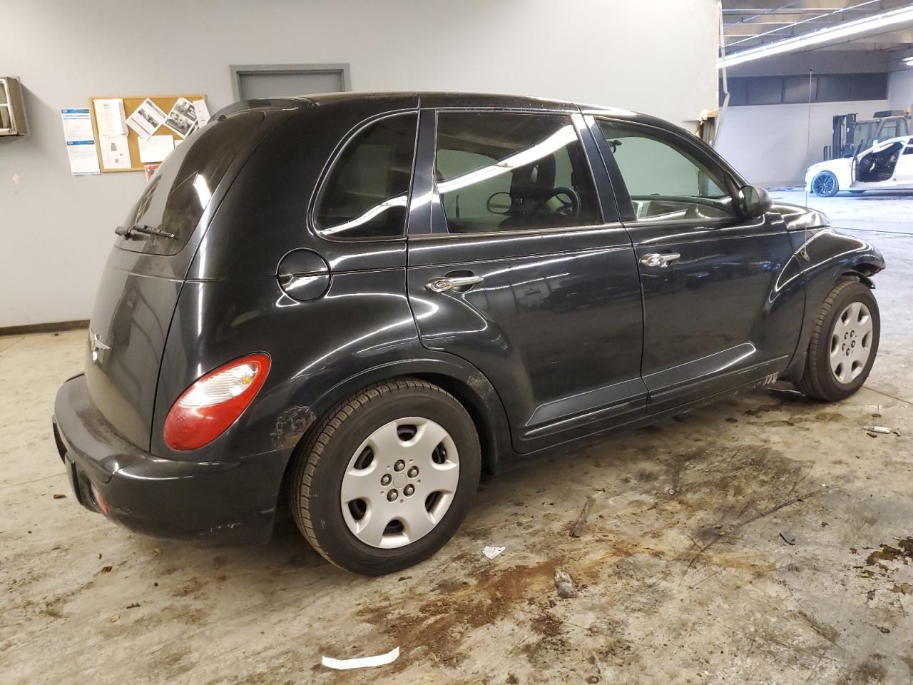 Image 3 of 2009 CHRYSLER PT CRUISER  2009 with VIN 3A8FY489X9T562400