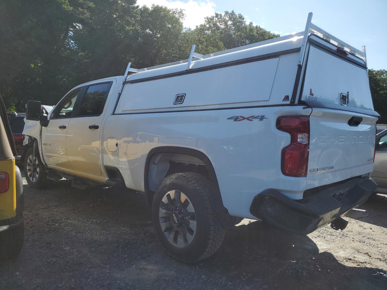 Image 2 of 2022 CHEVROLET SILVERADO K2500 CUSTOM 2022 with VIN 1GC4YME74NF197024