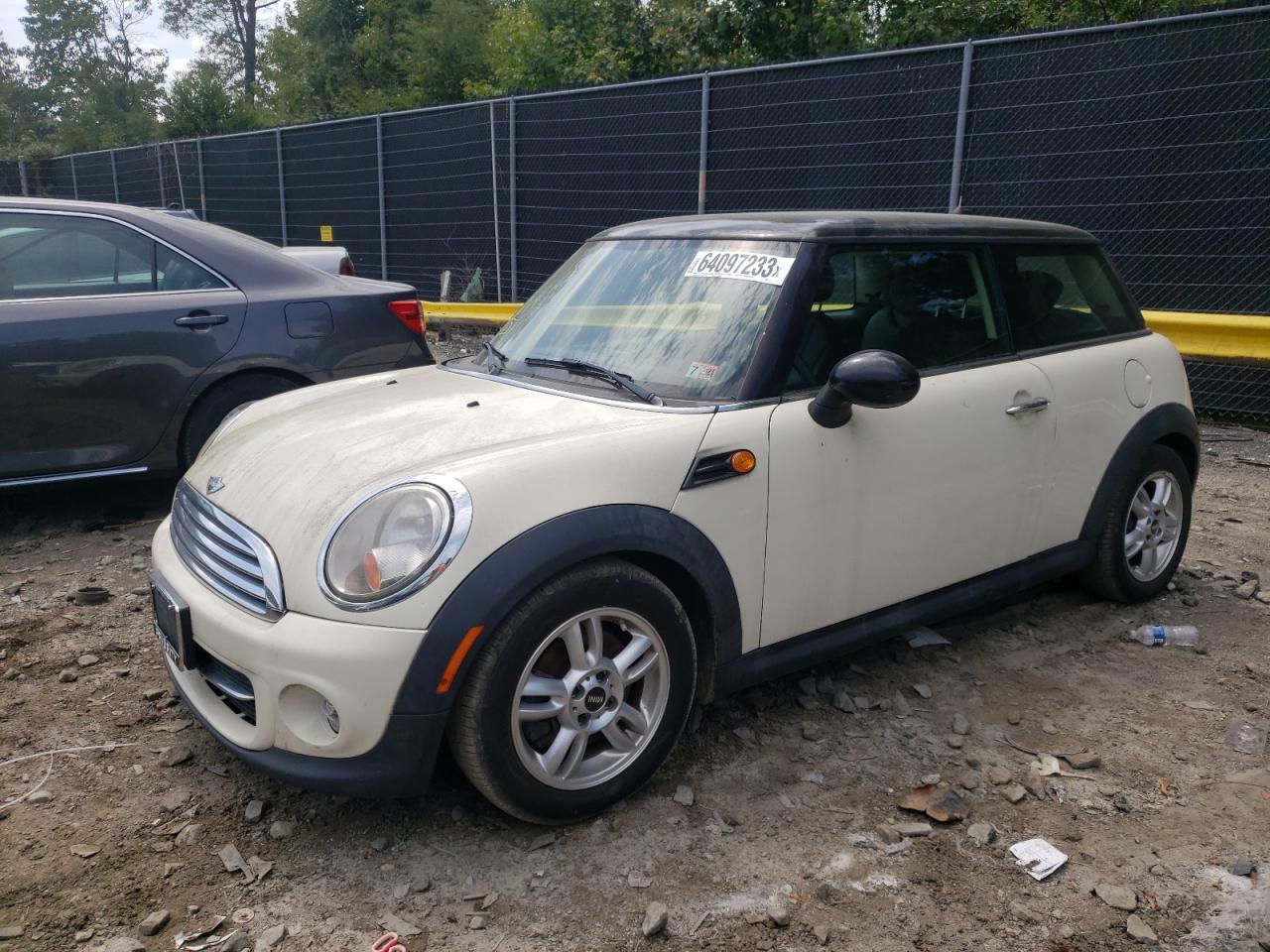 Image 1 of 2013 MINI COOPER  2013 with VIN WMWSU3C58DT686571