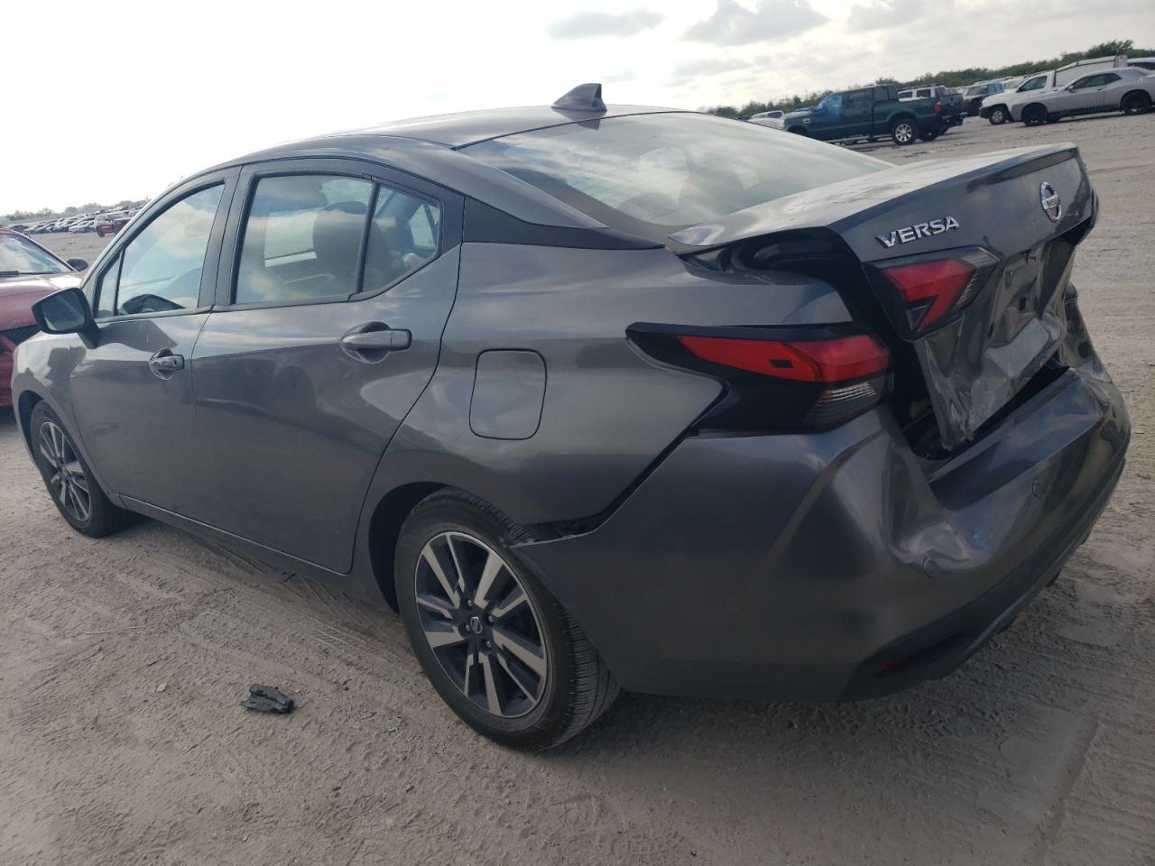 Изображение 2 2020 NISSAN VERSA SV 2020 с VIN 3N1CN8EV5LL875439