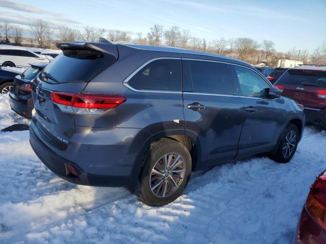 Изображение 3 2019 TOYOTA HIGHLANDER SE 2019 с VIN 5TDJZRFH8KS604990