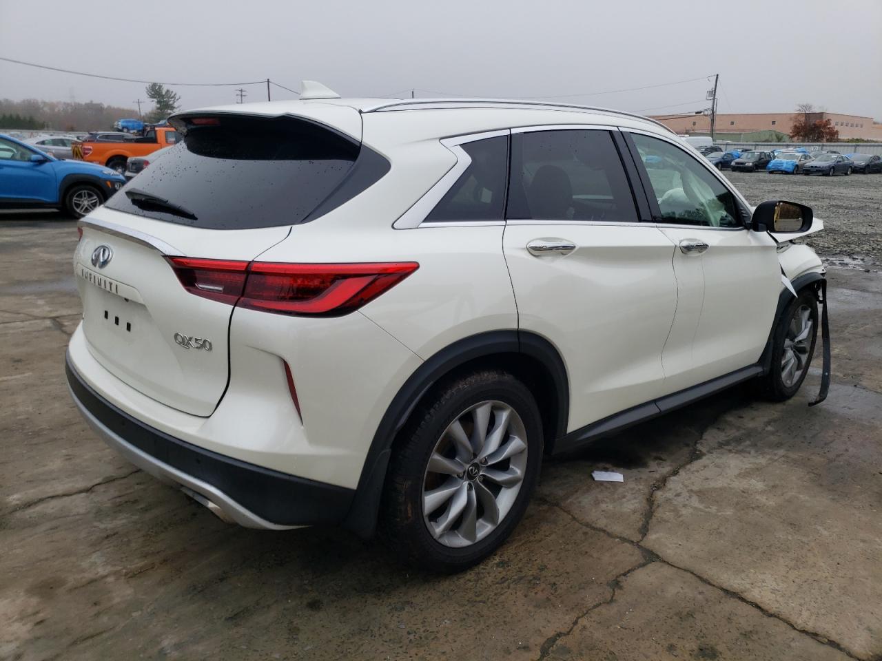 Image 3 of 2021 INFINITI QX50 LUXE 2021 with VIN 3PCAJ5BBXMF121834