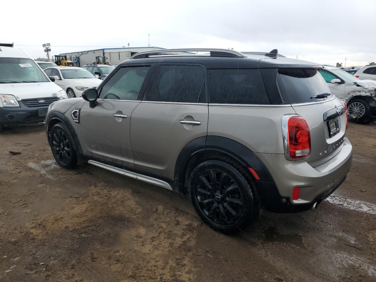 Obraz 2 z 2018 MINI COOPER S COUNTRYMAN ALL4 2018 z VIN WMZYT5C3XJ3E60069