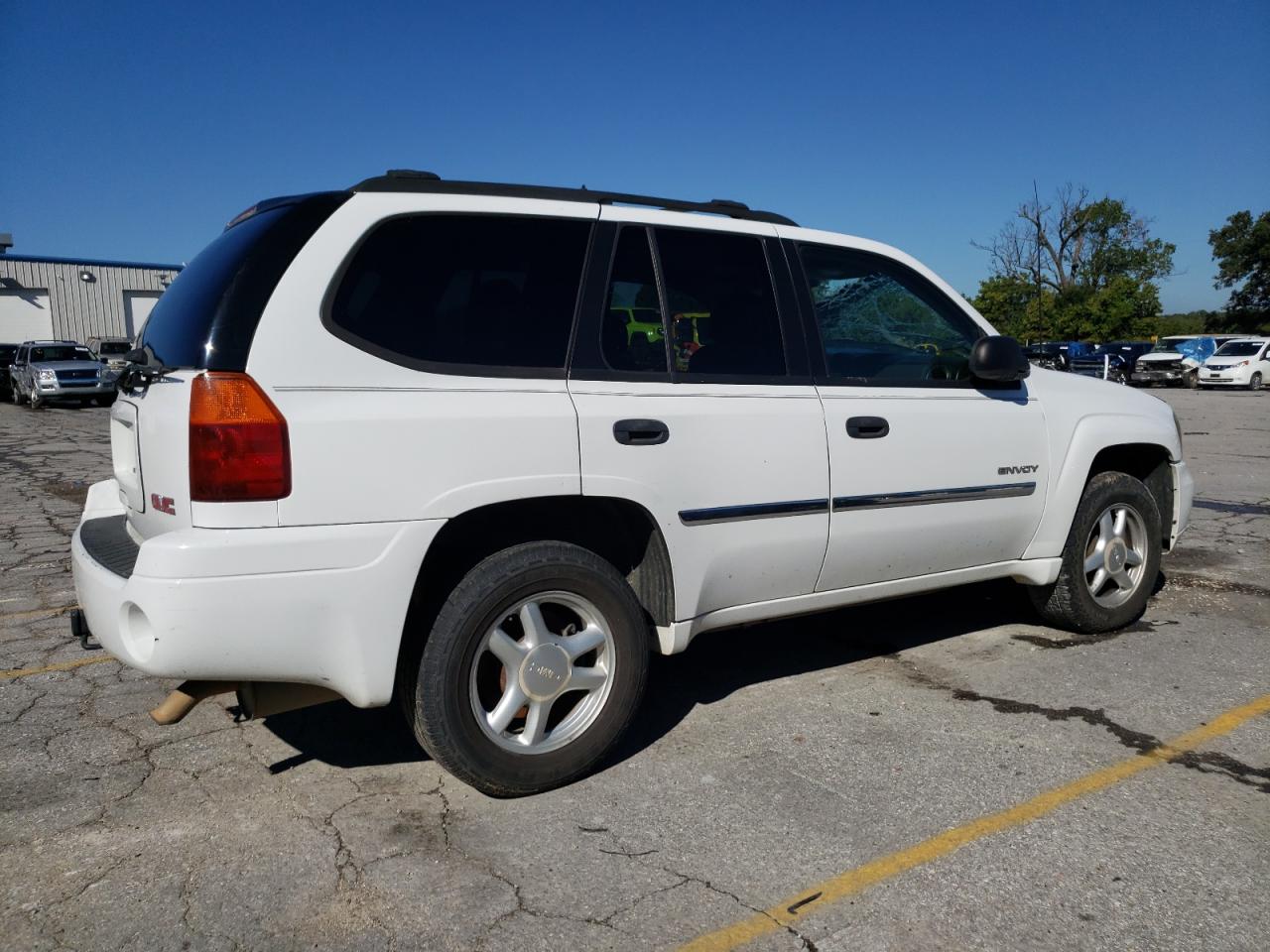 Image 3 of 2006 GMC ENVOY  2006 with VIN 1GKDT13S162152866