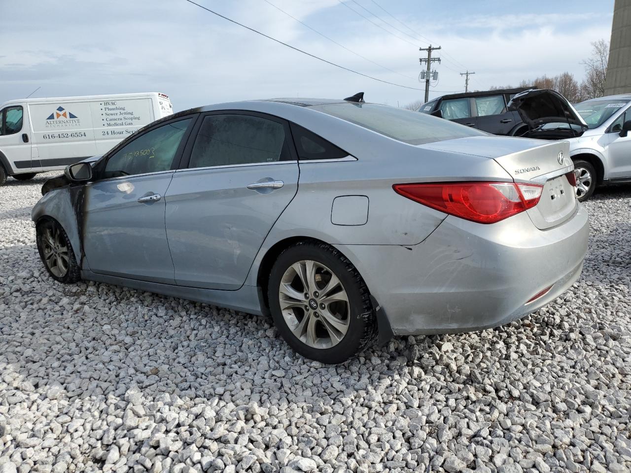 Image 2 of 2013 HYUNDAI SONATA SE 2013 with VIN 5NPEC4AC3DH546054
