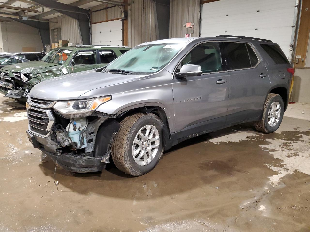 Изображение 1 2021 CHEVROLET TRAVERSE LT 2021 с VIN 1GNEVHKW1MJ221668