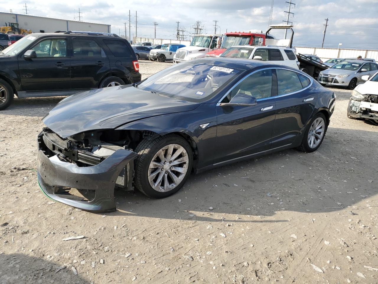 Изображение 1 2016 TESLA MODEL S  2016 с VIN 5YJSA1E25GF146234